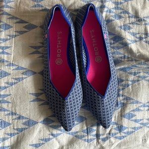 NWOT’s Rothy’s the point size 11 Exclusive in Store edition